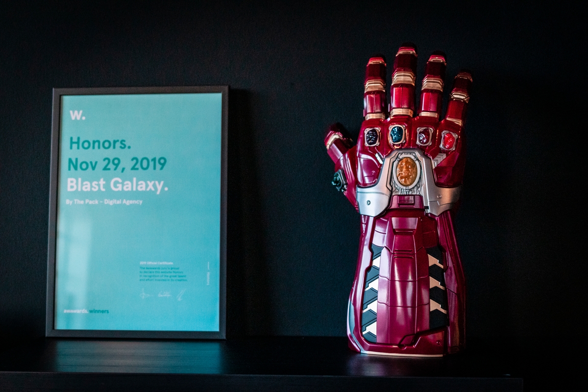 Blast Galaxy website Awwwards honors and a marvel gauntlet